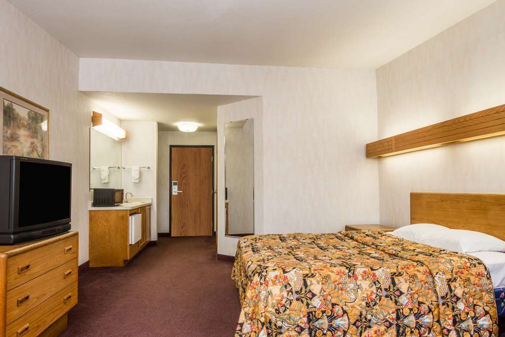 Travelodge Indianapolis Castleton Rom bilde