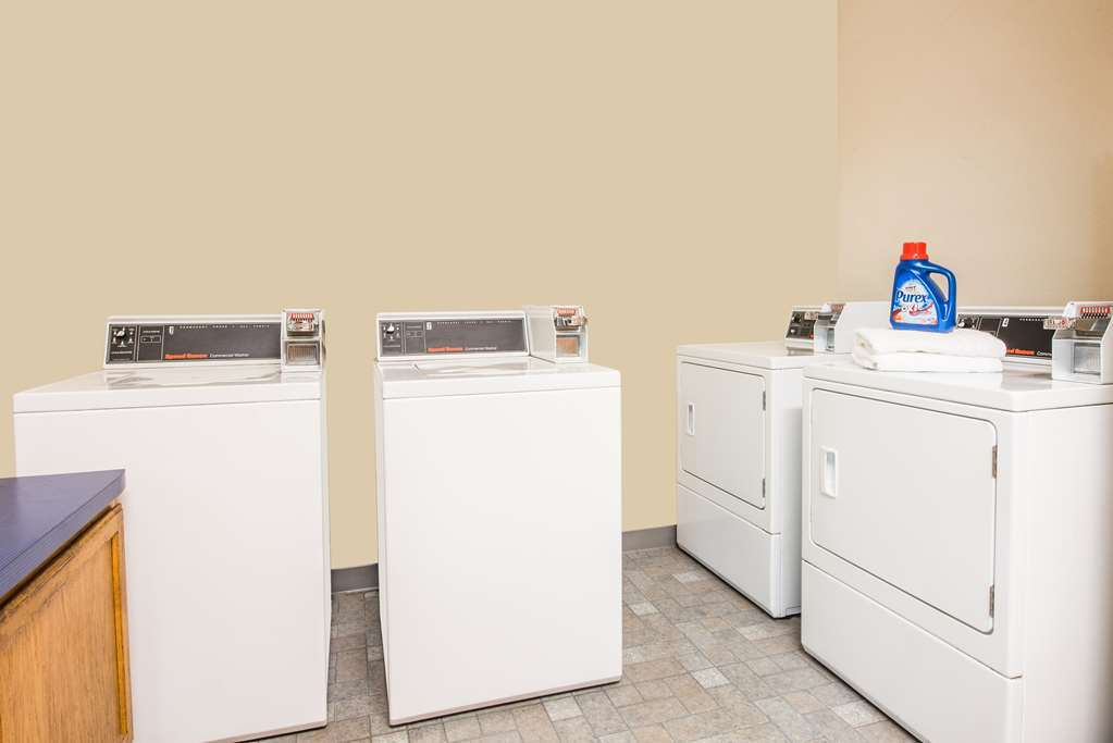 Travelodge Indianapolis Castleton Rom bilde